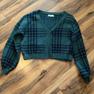 Hollister cardigan Size Large